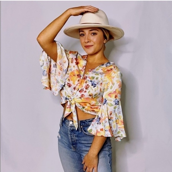 LC Lauren Conrad Floral Crop Top with Waist Tie V Neck and Bell Sleeves  Size S - Picture 1 of 12